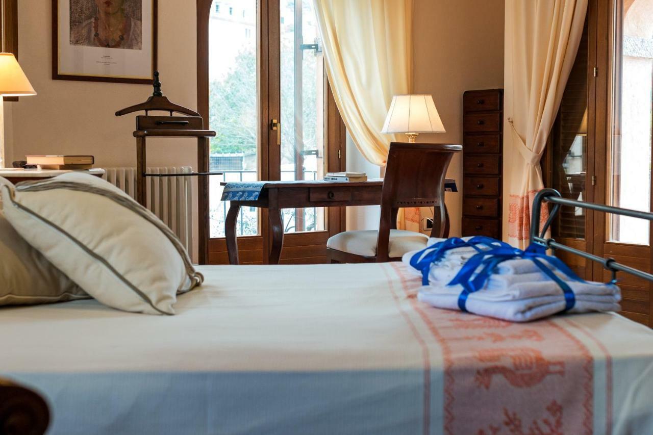 Villa Corrasi Oliena Luxury Eksteriør billede