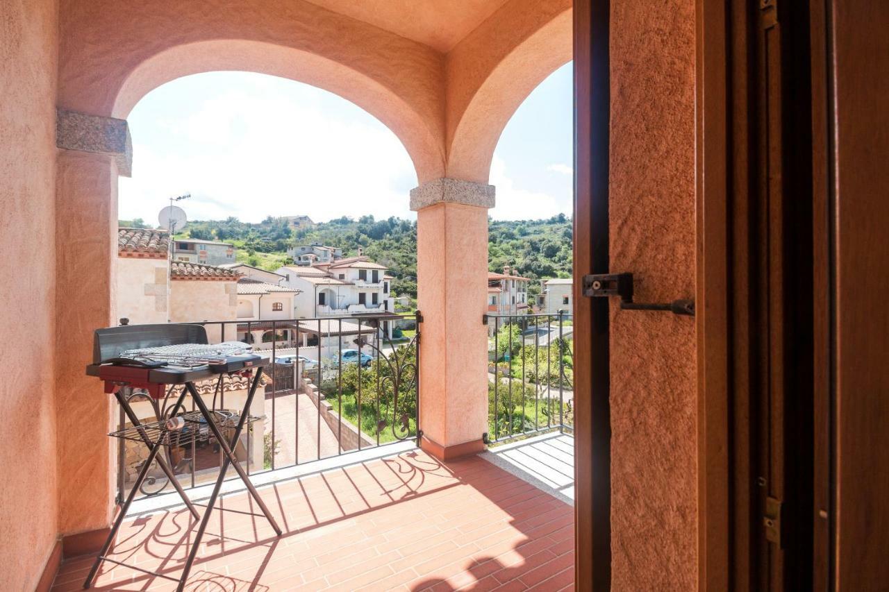 Villa Corrasi Oliena Luxury Eksteriør billede