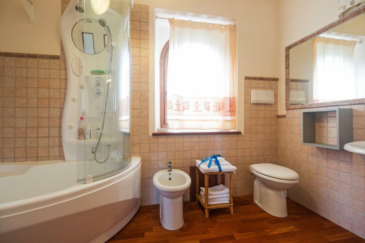 Villa Corrasi Oliena Luxury Eksteriør billede