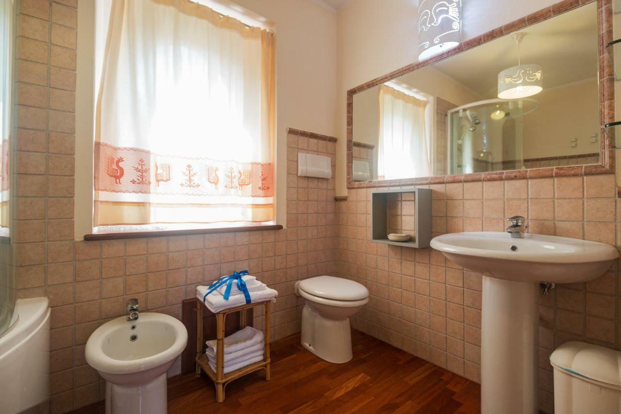 Villa Corrasi Oliena Luxury Eksteriør billede